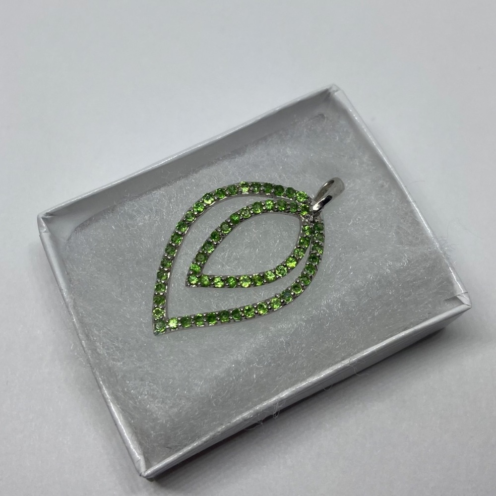 Sts Solid 10kt White Gold Colored Stone Pendant - image 3